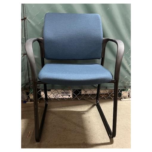 Hon Ignition Sled Base Guest Chair