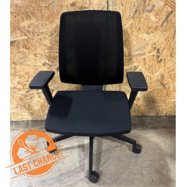 Knoll k.Task Chair