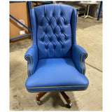 Indiana Breman Tufted Swivel Chair